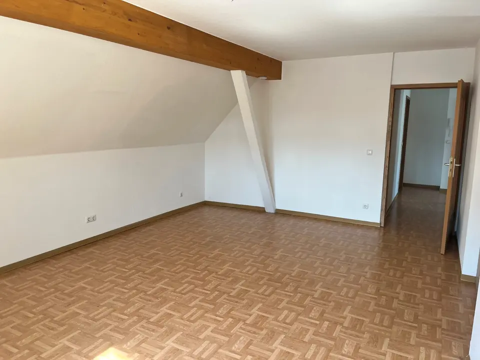 2 Zimmer Wohnung mit 58 m² in Suhl – Bild 2
