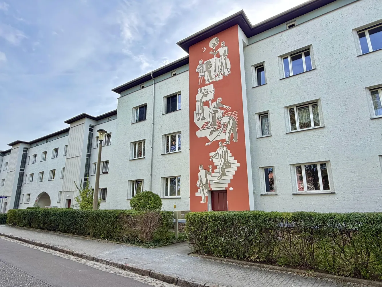 2 Zimmer Wohnung mit 60 m² in Dresden – Bild 1