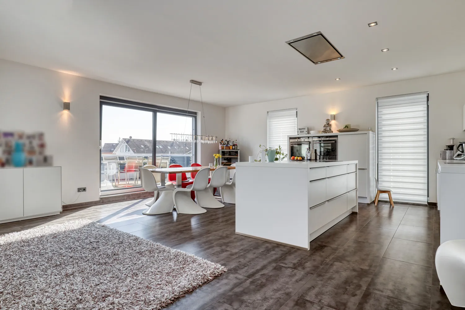 4 Zimmer Wohnung mit 165 m² in Karlsruhe – Bild 2