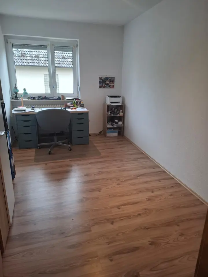 6 Zimmer Wohnung mit 130 m² in Sonneberg – Bild 4