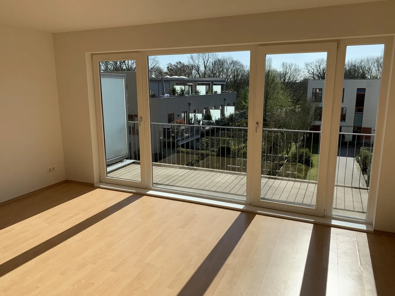 3 Zimmer Wohnung mit 106 m² in Hamburg – Bild 2
