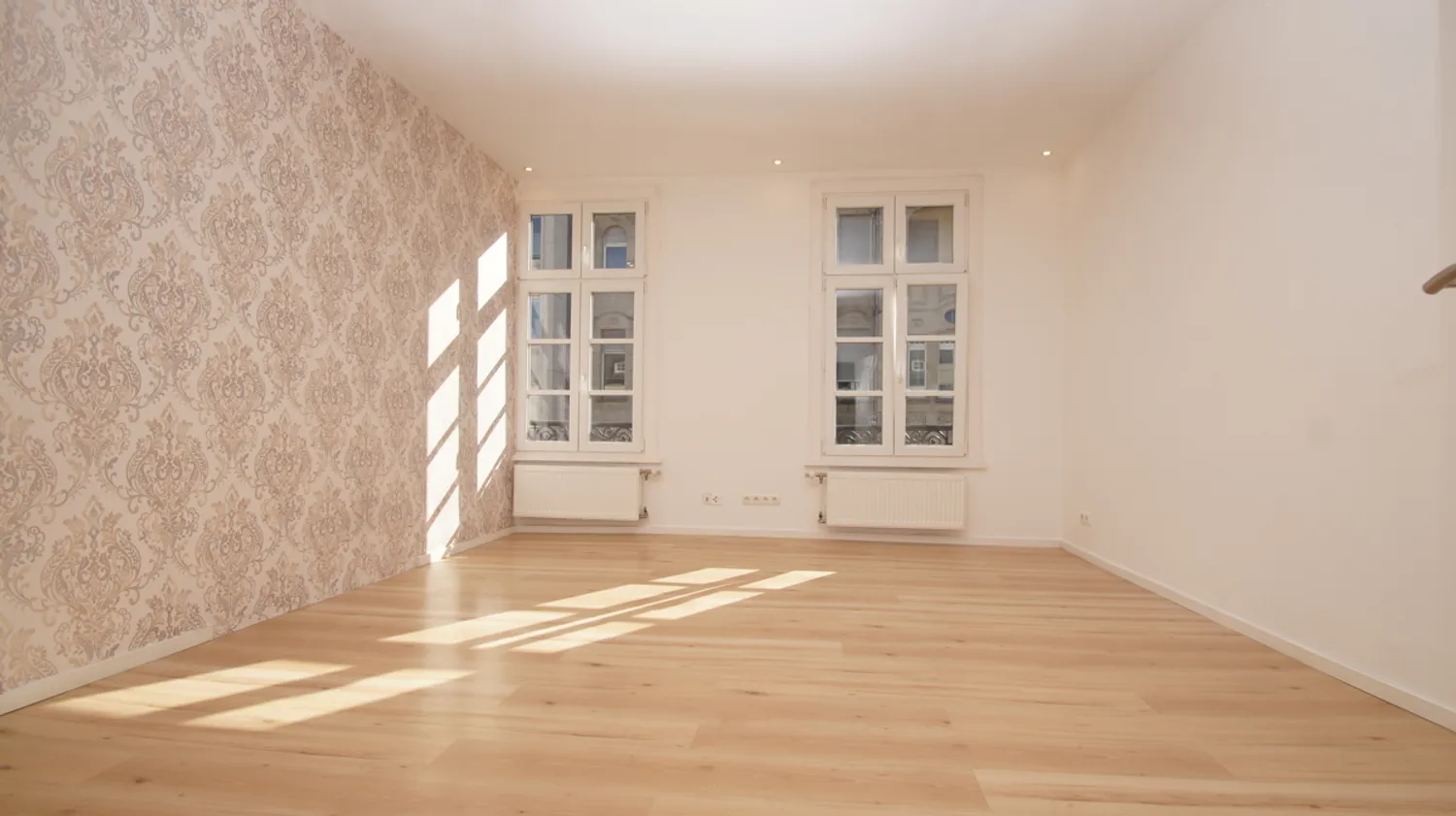 4 Zimmer Wohnung mit 107 m² in Wiesbaden – Bild 2