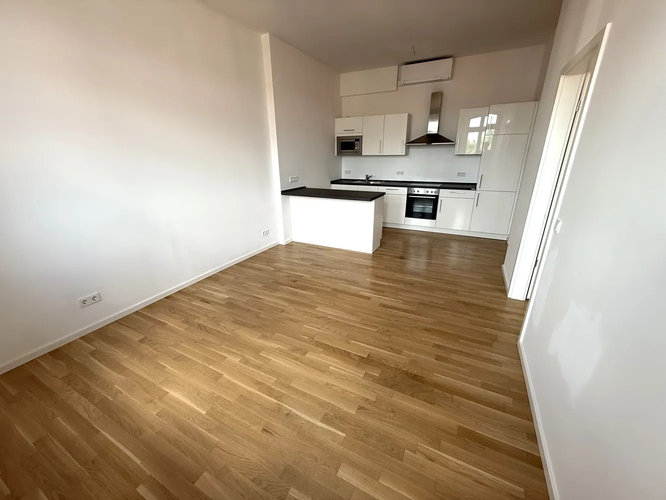 2 Zimmer Wohnung mit 69 m² in Berlin – Bild 4
