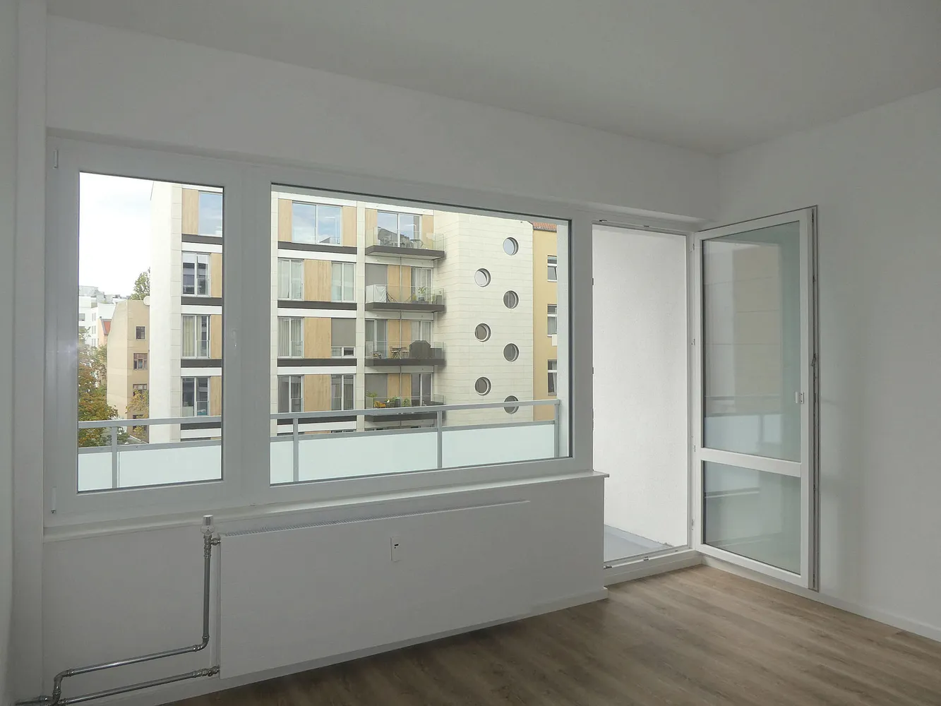 2 Zimmer Wohnung mit 73 m² in Berlin – Bild 3