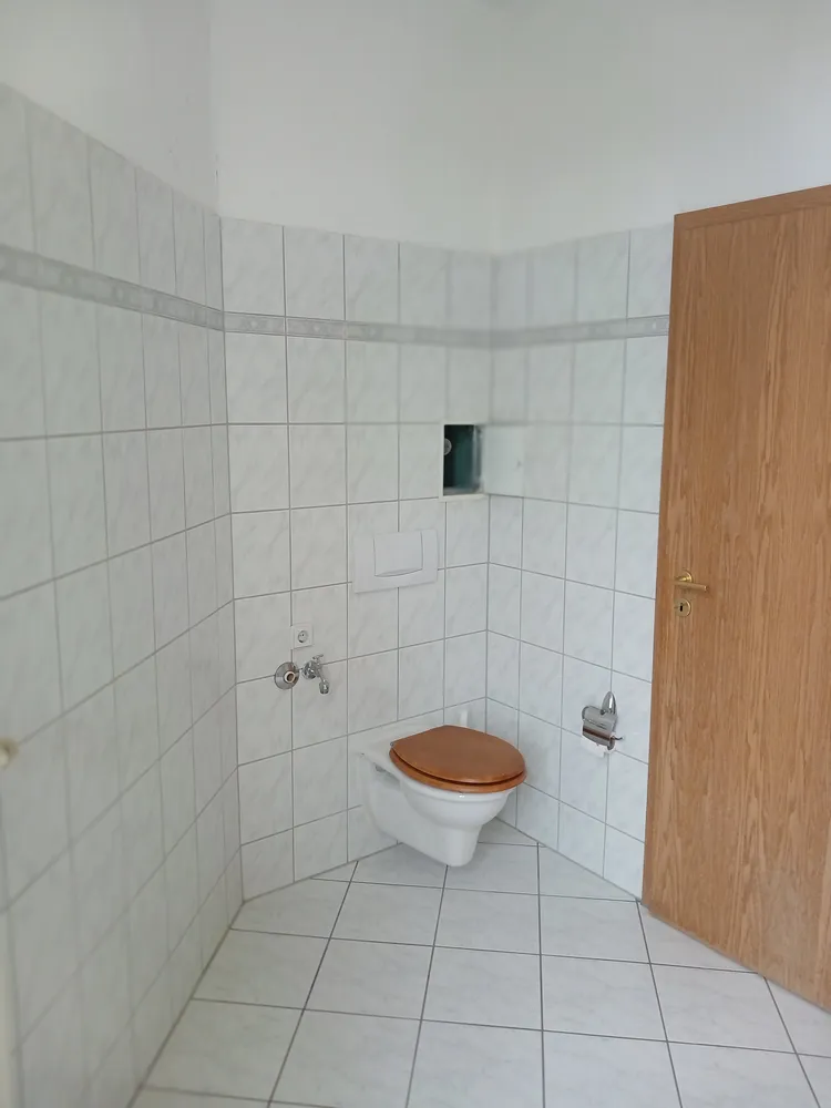 2 Zimmer Wohnung mit 64 m² in Halle (Saale) – Bild 2