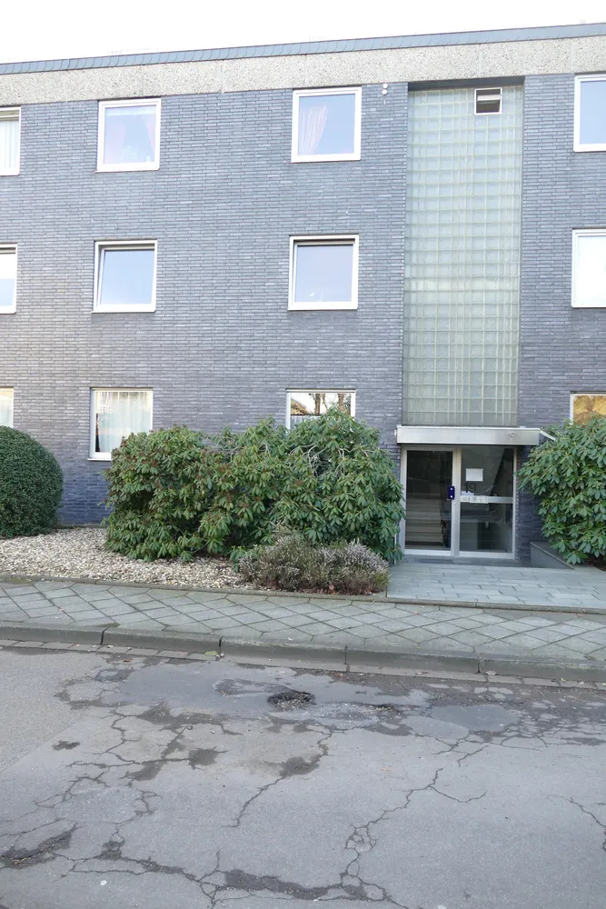 2 Zimmer Wohnung mit 83 m² in Düsseldorf – Bild 2