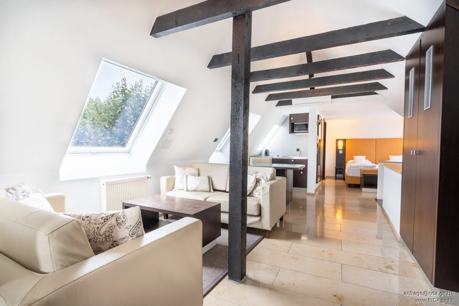 2 Zimmer Wohnung mit 55 m² in Düsseldorf – Bild 1