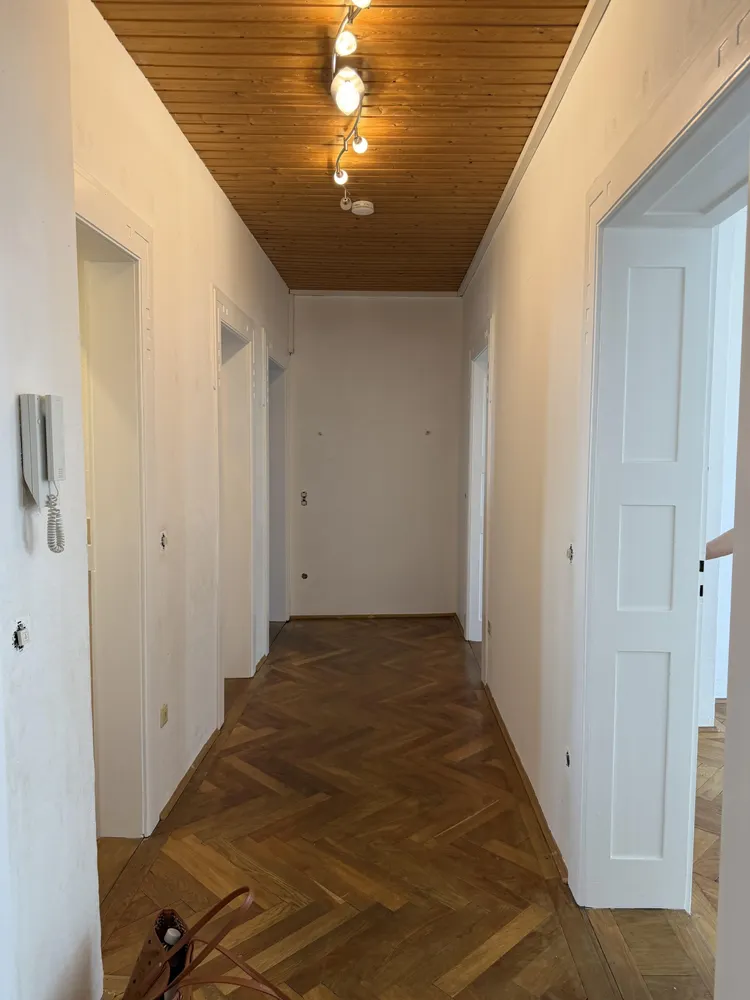 3 Zimmer Wohnung mit 80 m² in München – Bild 2