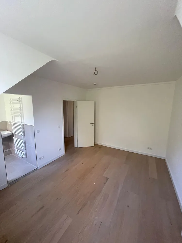 2 room apartment with 50 m² in Düsseldorf – Photo 3