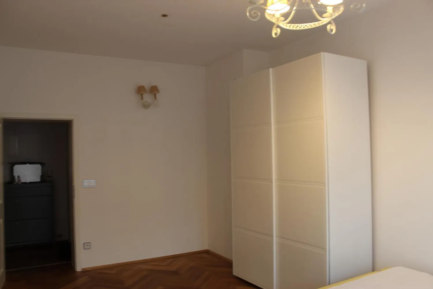 2 Zimmer Wohnung mit 42 m² in München – Bild 2
