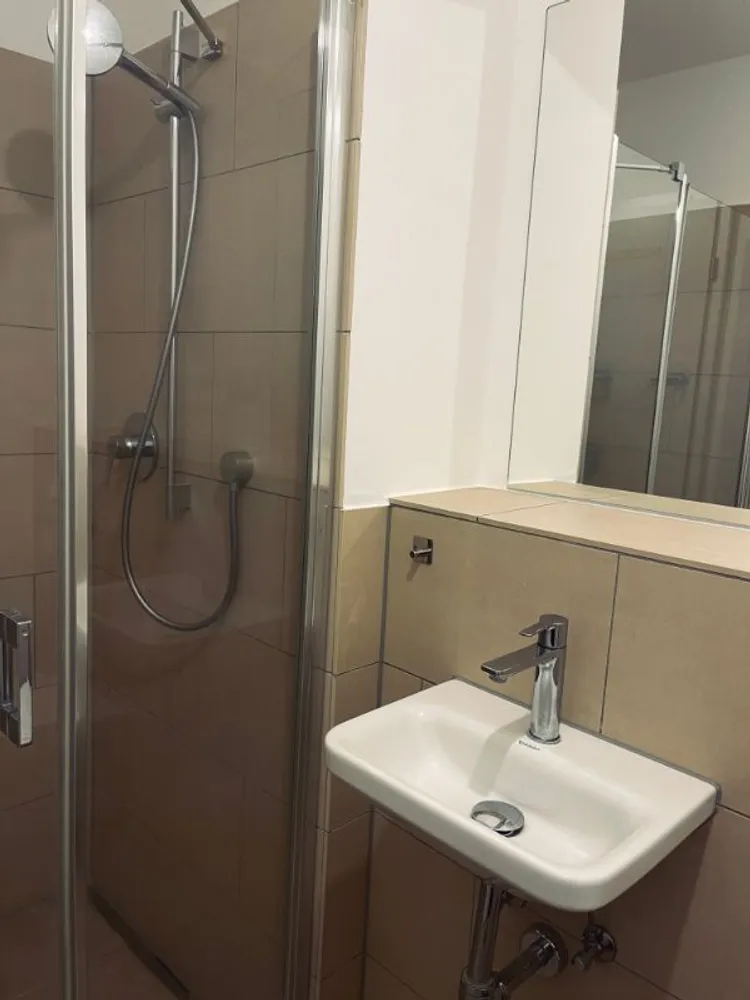 4 Zimmer Wohnung mit 108 m² in Frankfurt am Main – Bild 7