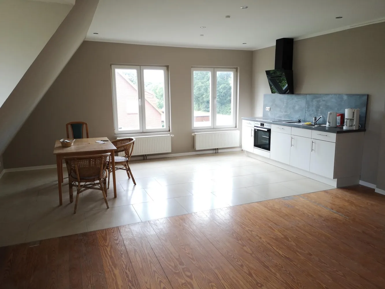 5 Zimmer Wohnung mit 125 m² in Lübeck – Bild 1