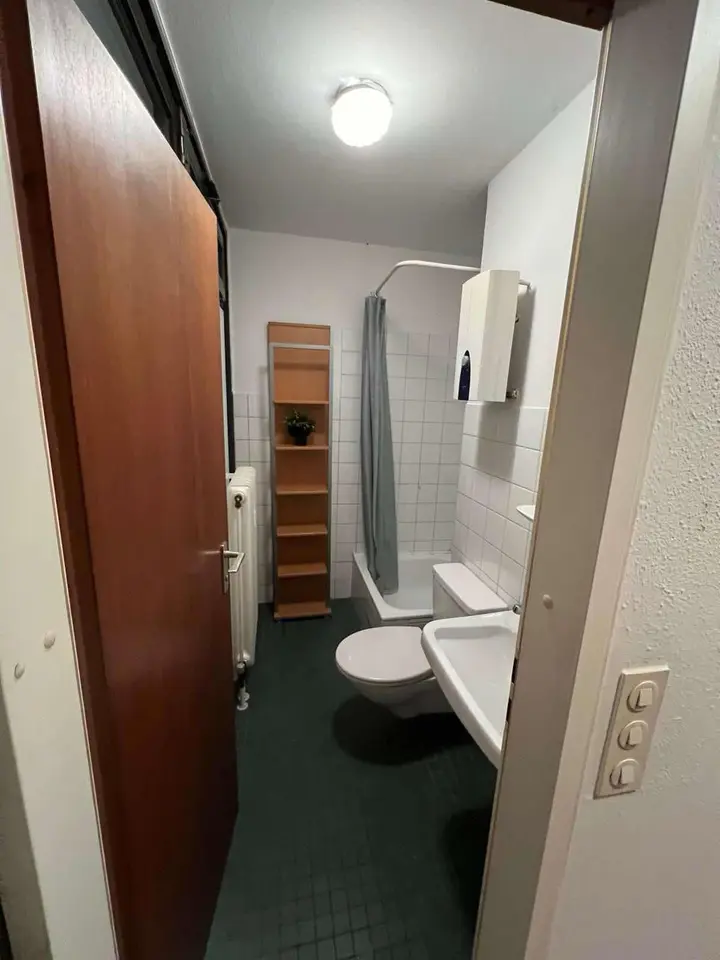 Shared room with 30 m² in Erlangen – Photo 5
