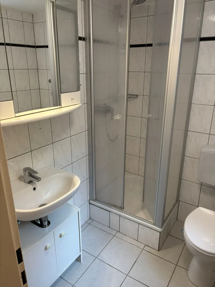 1 Zimmer Wohnung mit 30 m² in Köln – Bild 2