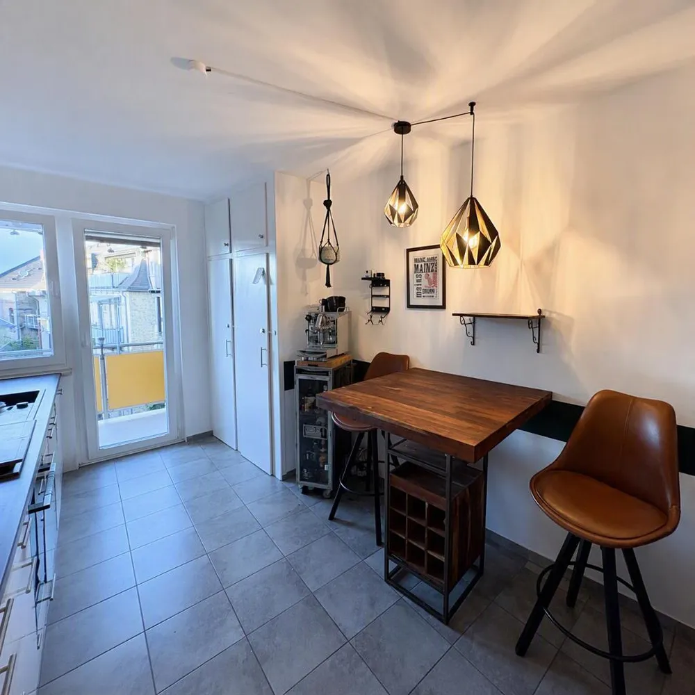 4 Zimmer Wohnung mit 80 m² in Wiesbaden – Bild 7