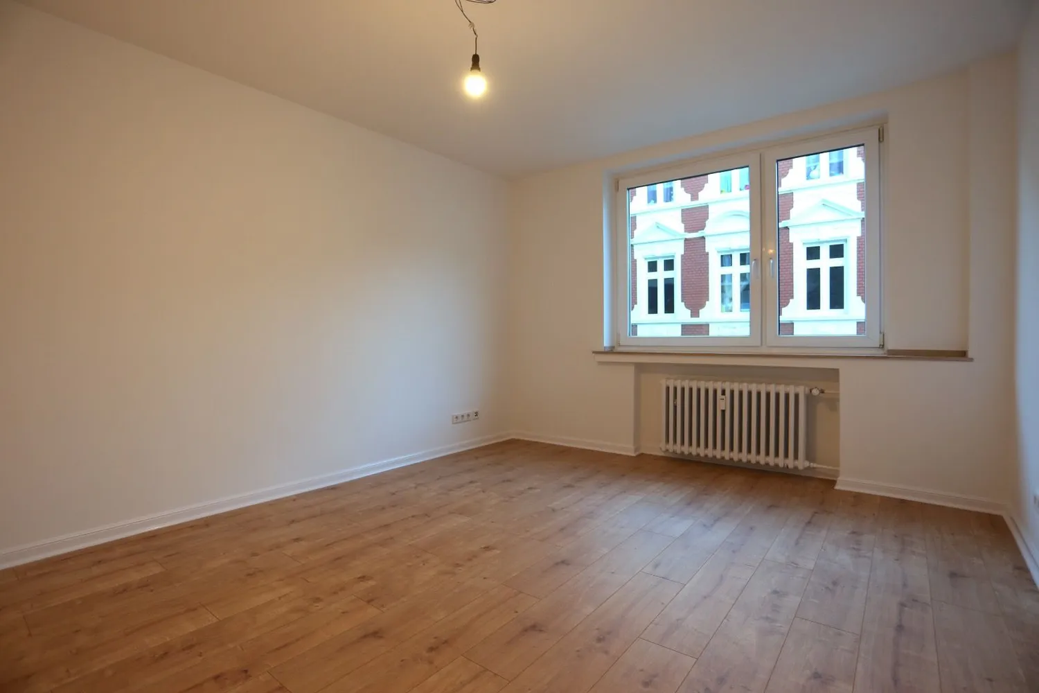 2 room apartment with 58 m² in Düsseldorf – Photo 2