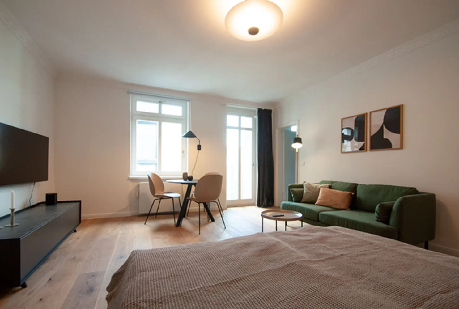 1 room apartment with 42 m² in Berlin – Photo 2