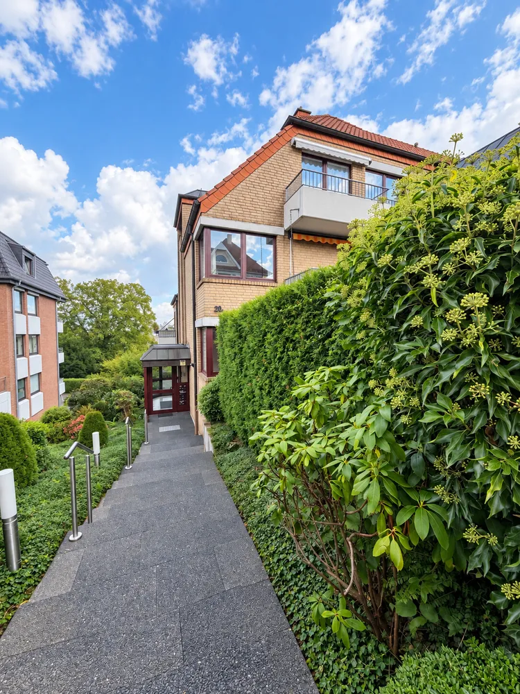 3 Zimmer Wohnung mit 116 m² in Detmold – Bild 3