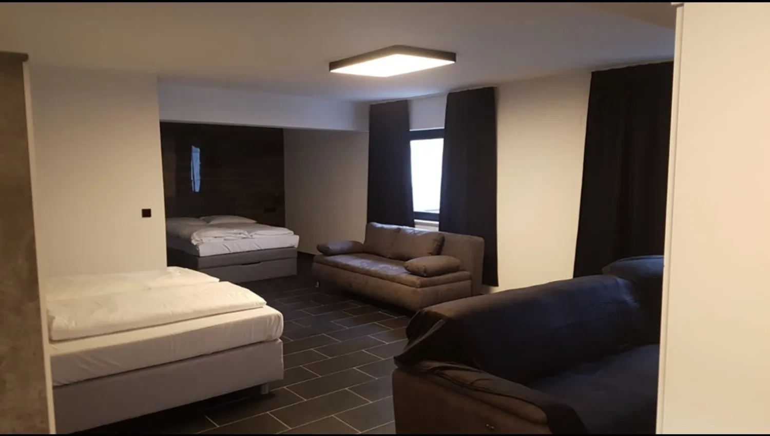 1 Zimmer Wohnung mit 55 m² in Stuttgart – Bild 2