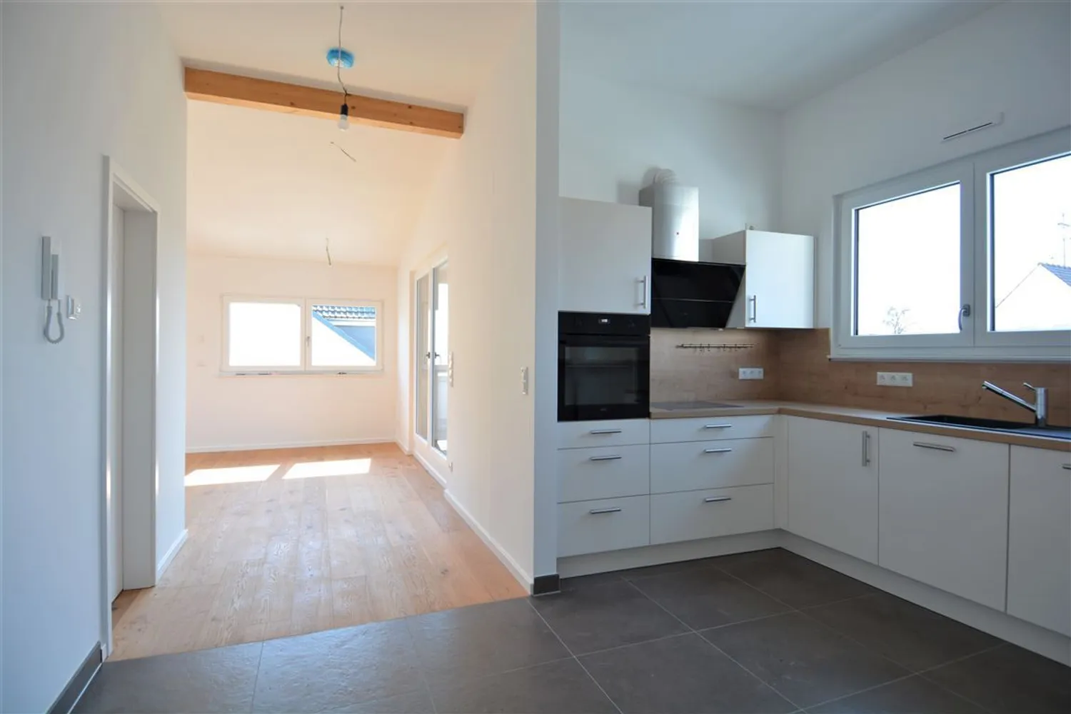 2 room apartment with 91 m² in Dreieich – Photo 2