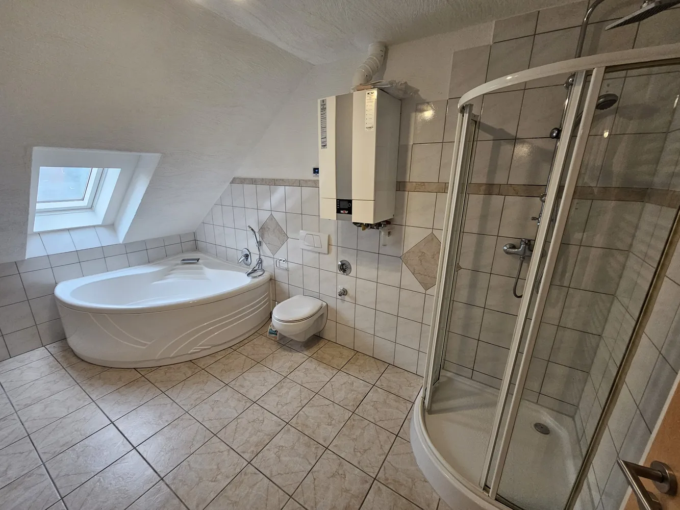 2 Zimmer Wohnung mit 65 m² in Duisburg – Bild 5