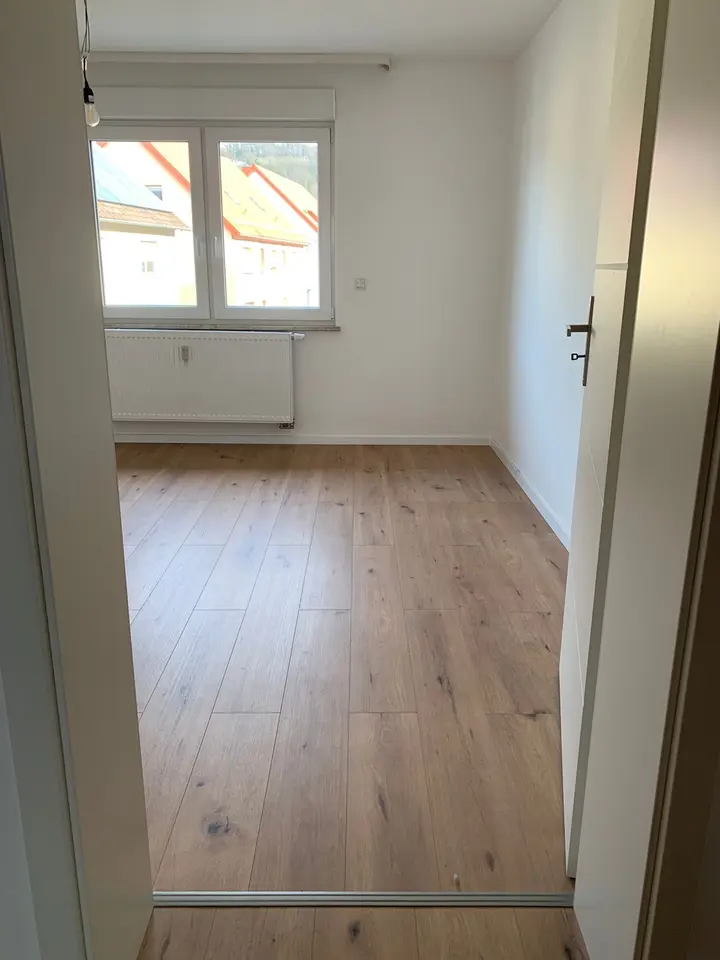 2 Zimmer Wohnung mit 65 m² in Weinheim – Bild 2