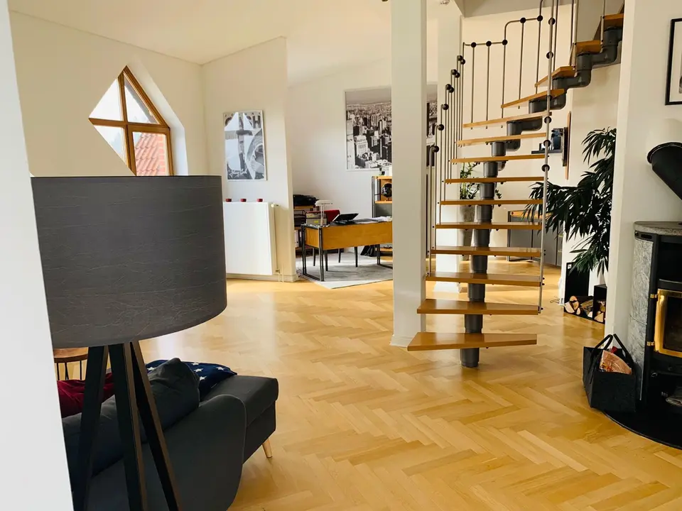 3 Zimmer Wohnung mit 220 m² in Hannover – Bild 2