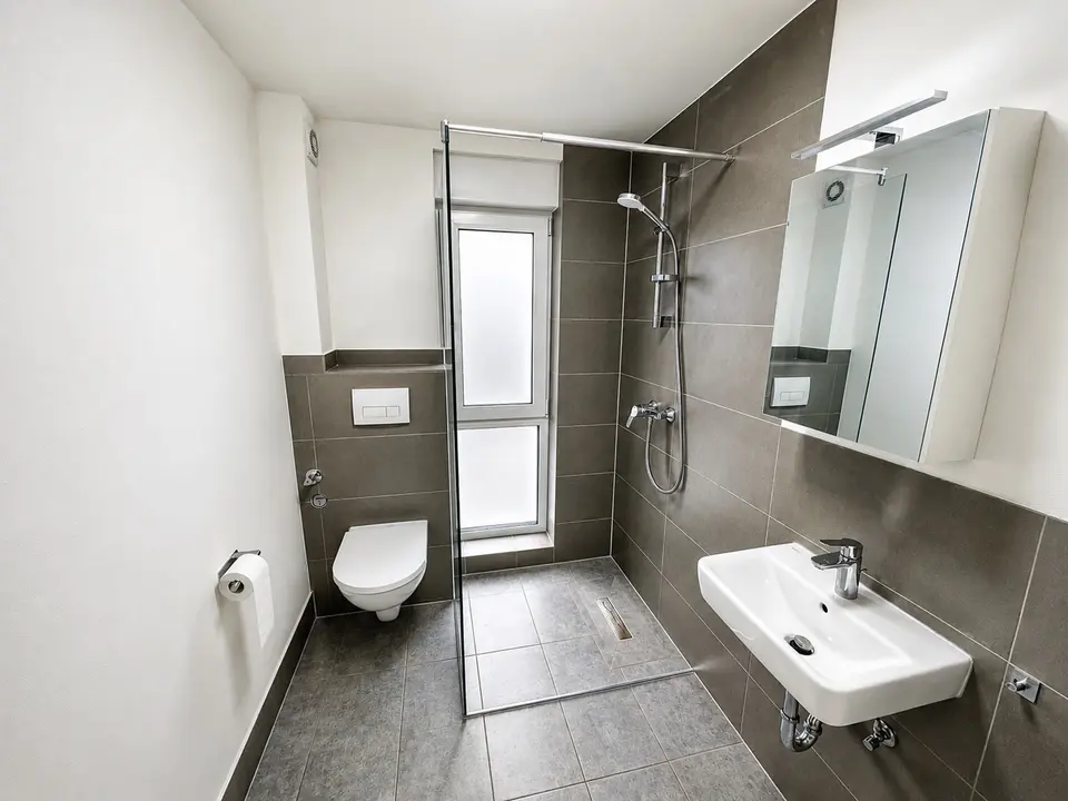 2 Zimmer Wohnung mit 80 m² in Düsseldorf – Bild 10