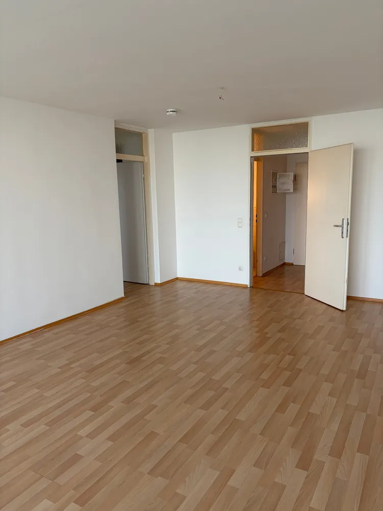 3 Zimmer Wohnung mit 79 m² in München – Bild 3