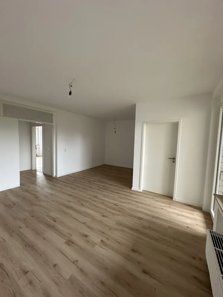 4 Zimmer Wohnung mit 97 m² in Bergisch Gladbach – Bild 7