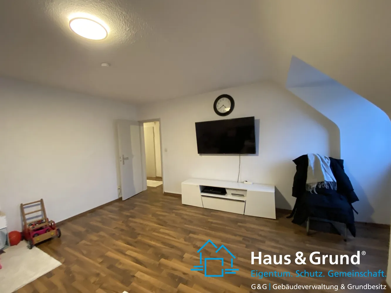 2 Zimmer Wohnung mit 70 m² in Aachen – Bild 1