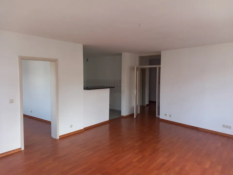3 Zimmer Wohnung mit 82 m² in Crimmitschau – Bild 3