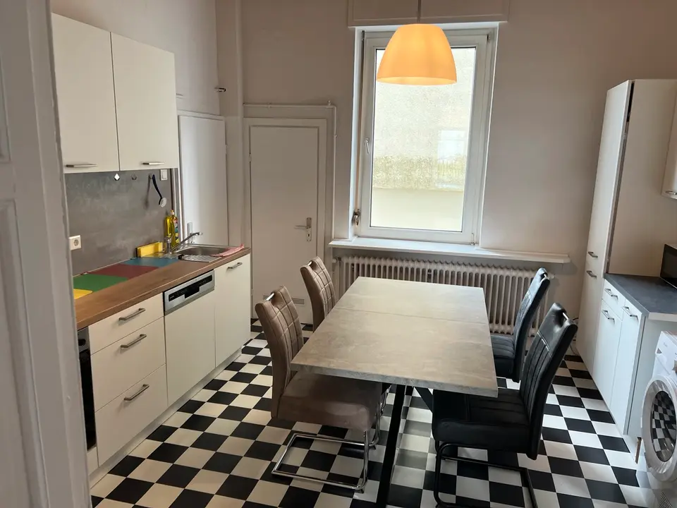 6 Zimmer Wohnung mit 100 m² in Bielefeld – Bild 3