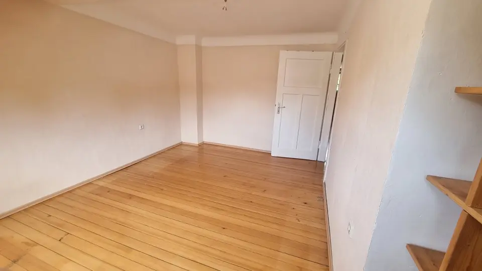 3 Zimmer Haus mit 80 m² in Saarbrücken – Bild 2