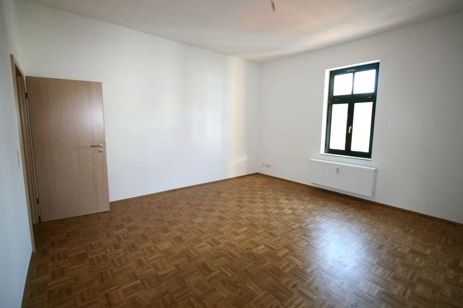 2 Zimmer Wohnung mit 71 m² in Meiningen – Bild 2