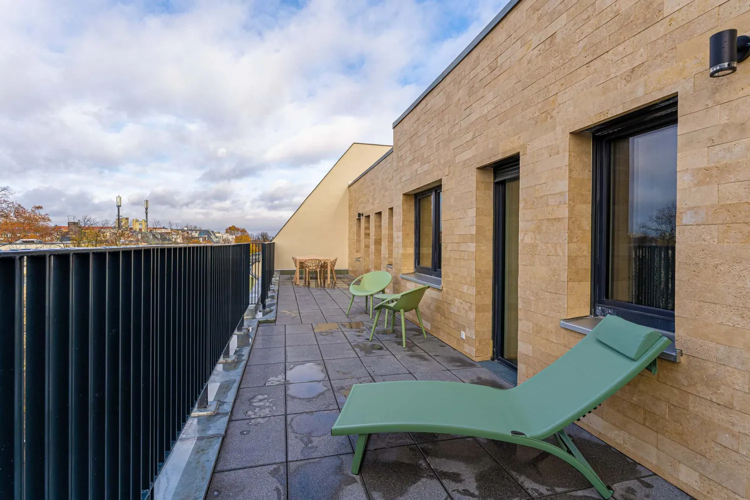 Shared room with 14 m² in Berlin – Photo 2