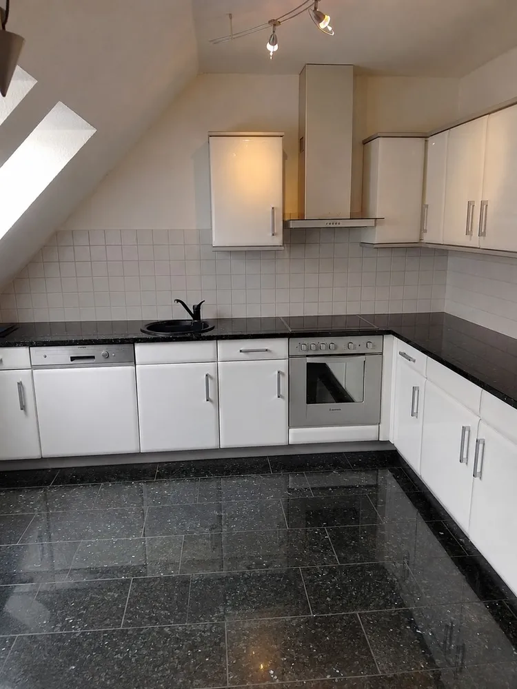 6 room apartment with 120 m² in Magdeburg – Photo 1