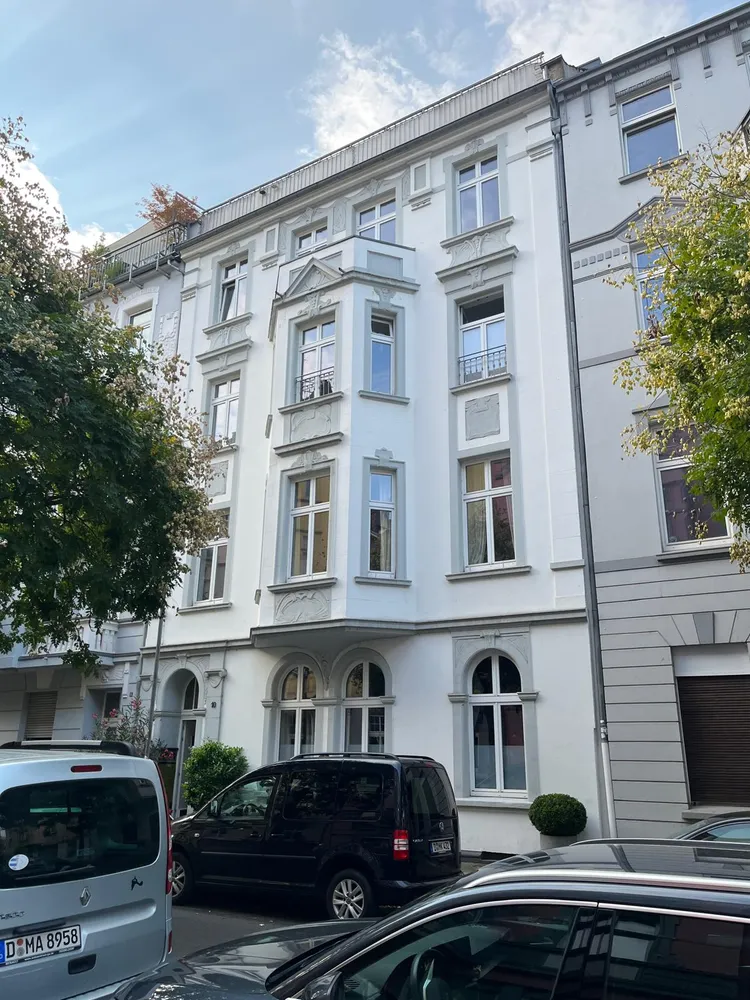 3 room apartment with 94 m² in Düsseldorf – Photo 1