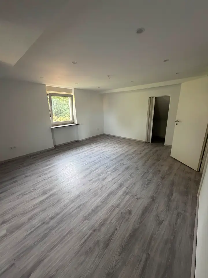 2 Zimmer Wohnung mit 68 m² in Saarbrücken – Bild 1