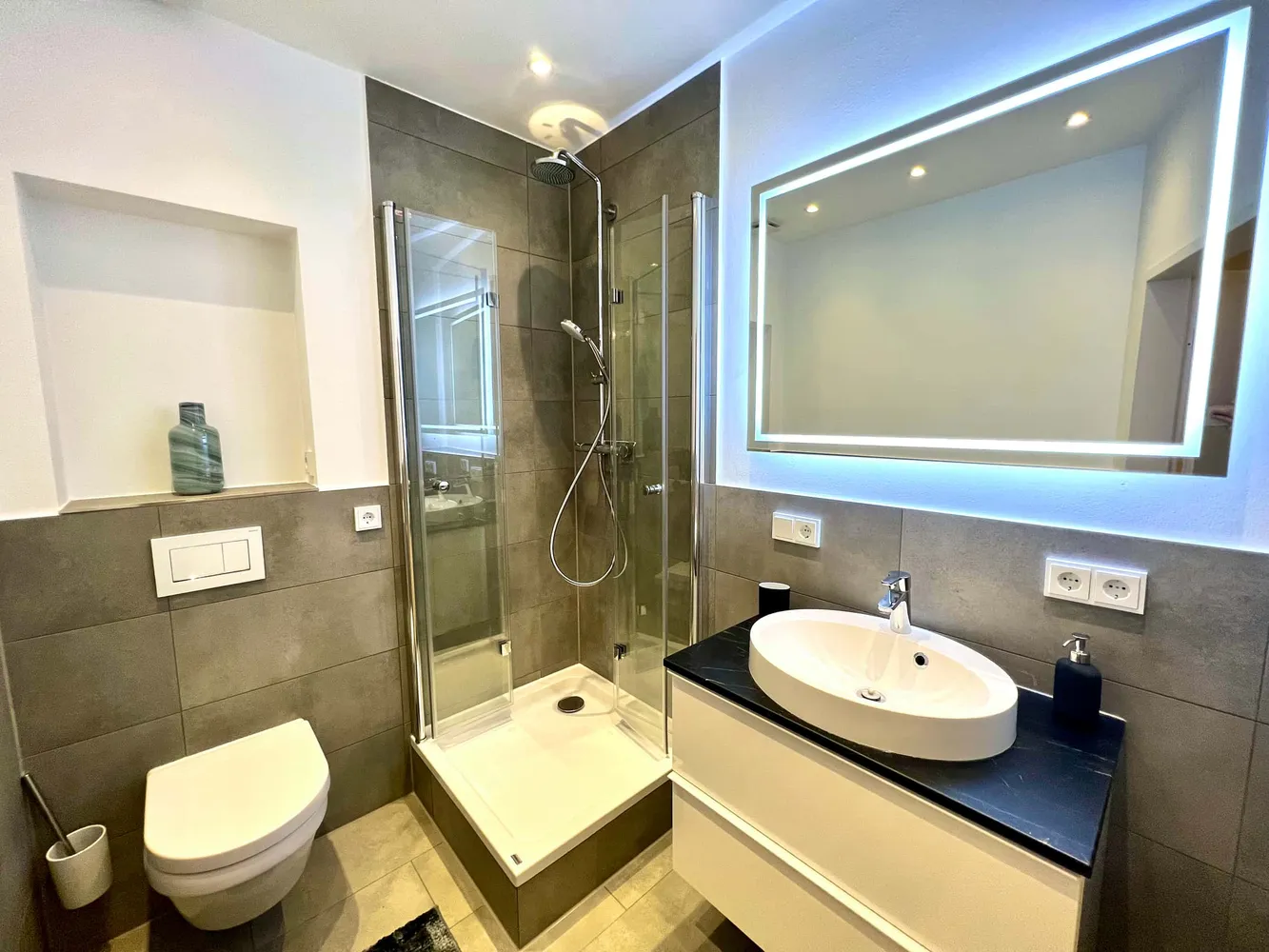 Shared room with 12 m² in Munich – Photo 4