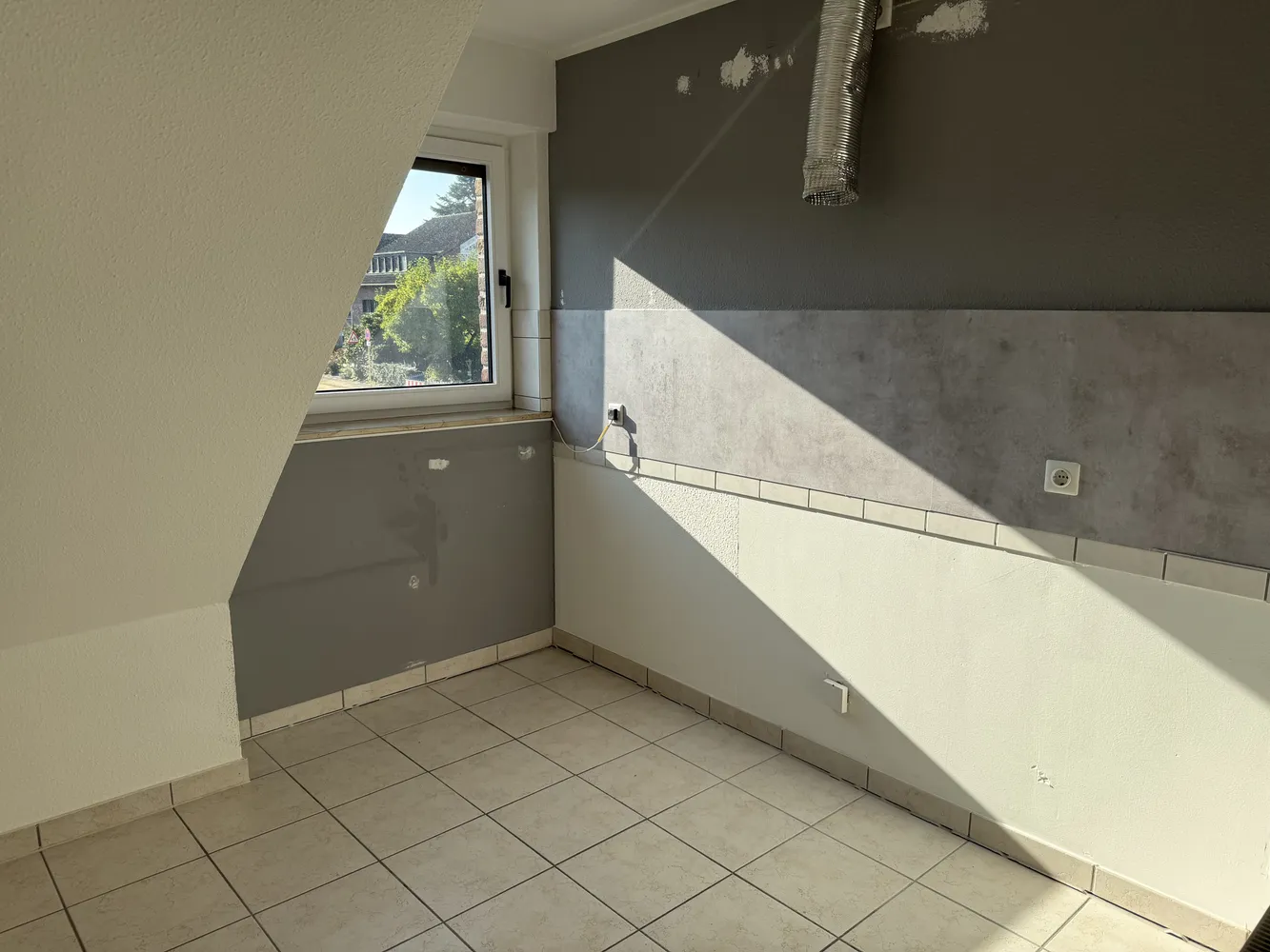 2 Zimmer Wohnung mit 84 m² in Mülheim an der Ruhr – Bild 2