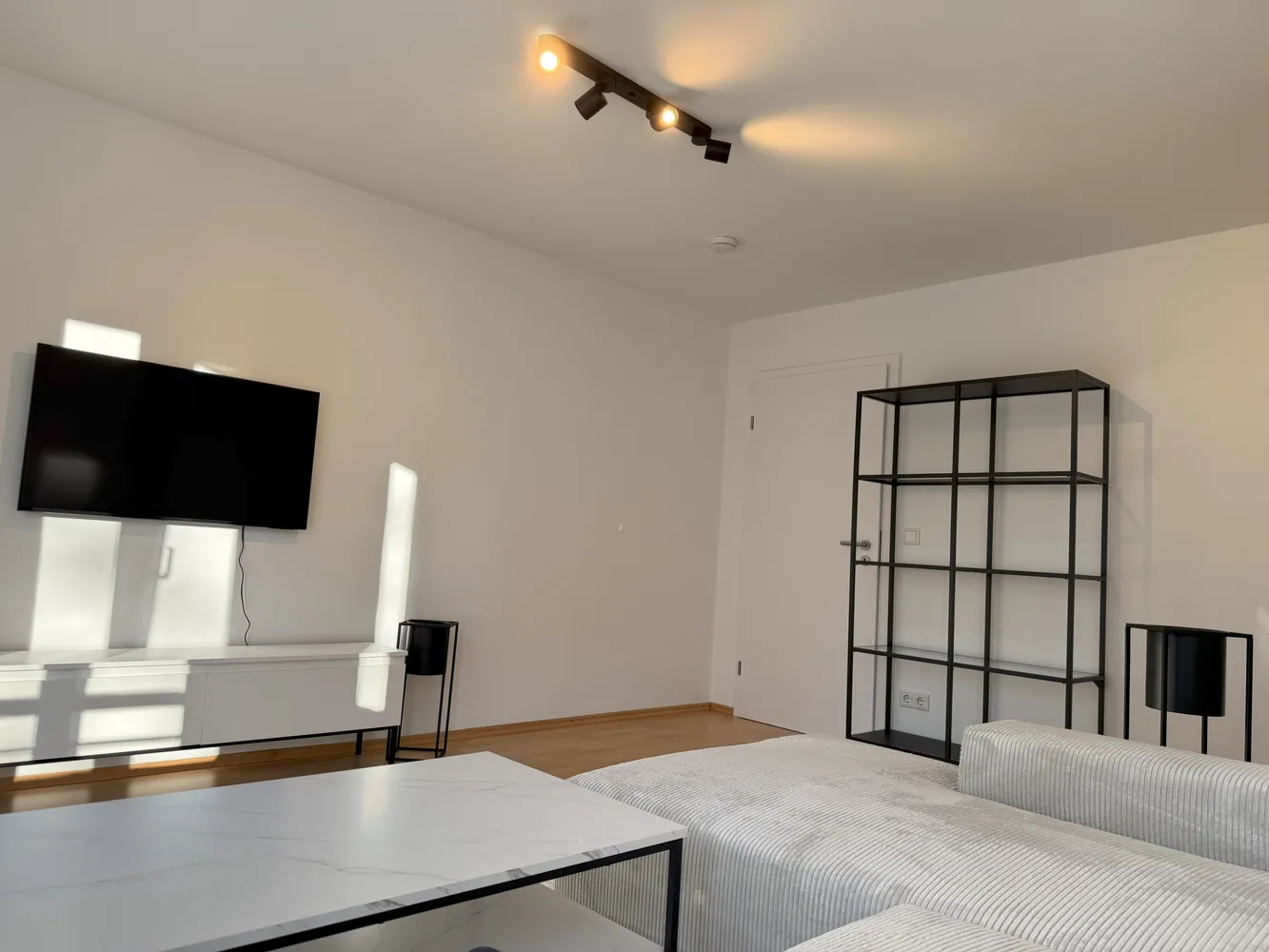 2 room apartment with 56 m² in Munich – Photo 8