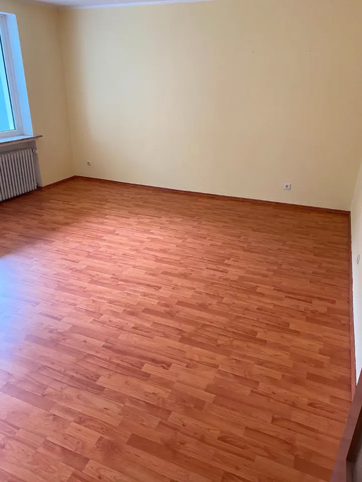 2 Zimmer Wohnung mit 60 m² in Leer – Bild 1