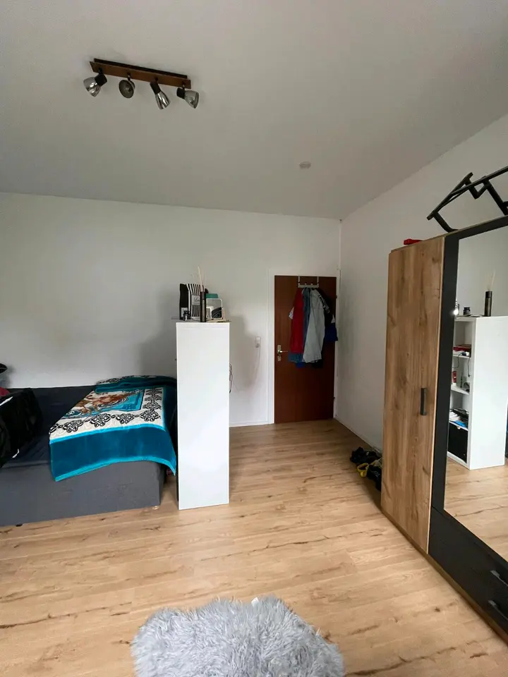 Shared room with 20 m² in Stuttgart – Photo 4