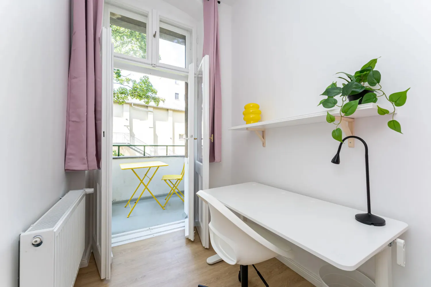 Shared room with 11 m² in Berlin – Photo 1