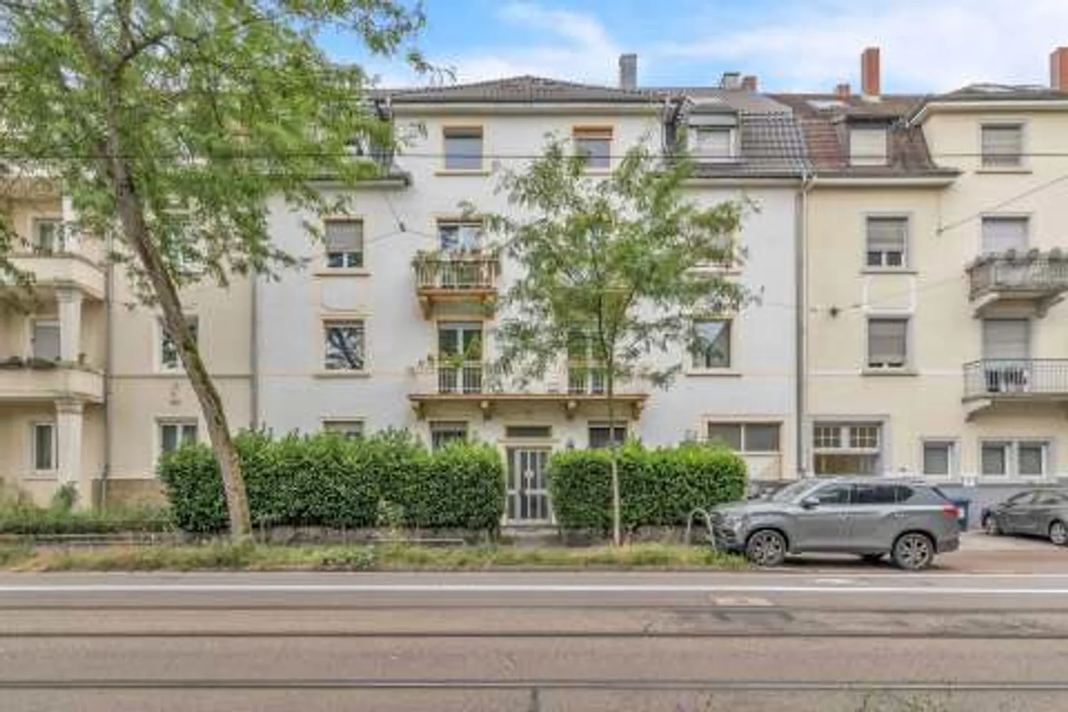4 Zimmer Wohnung mit 124 m² in Karlsruhe – Bild 1