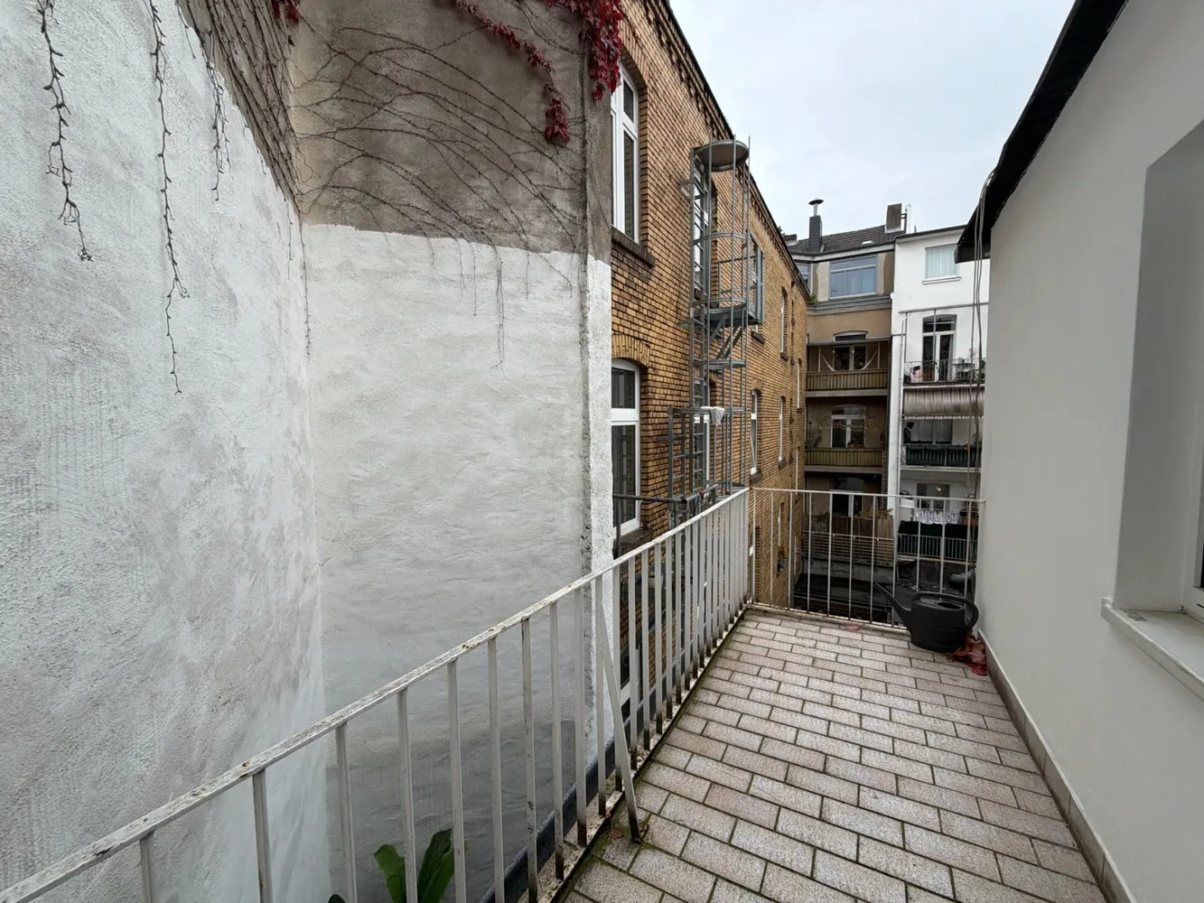 1 room apartment with 57 m² in Cologne – Photo 1