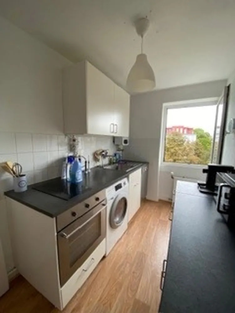 3 Zimmer Wohnung mit 90 m² in Frankfurt am Main – Bild 2