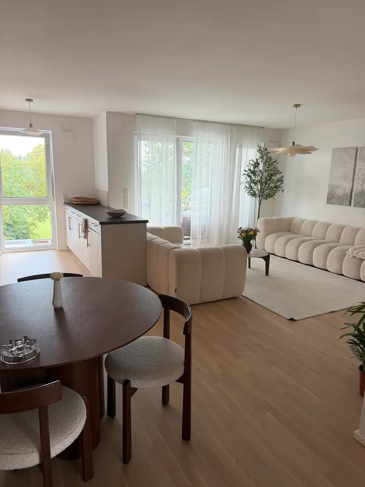 4 Zimmer Wohnung mit 100 m² in Nürnberg – Bild 1