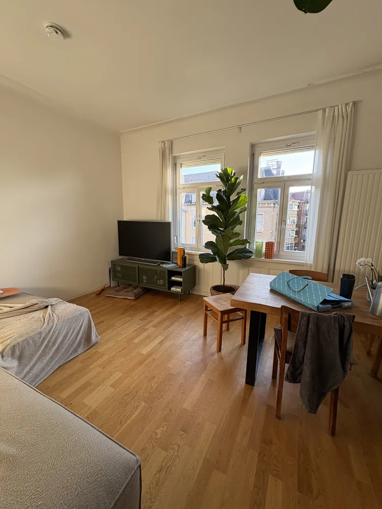 3 Zimmer Wohnung mit 86 m² in Stuttgart – Bild 2